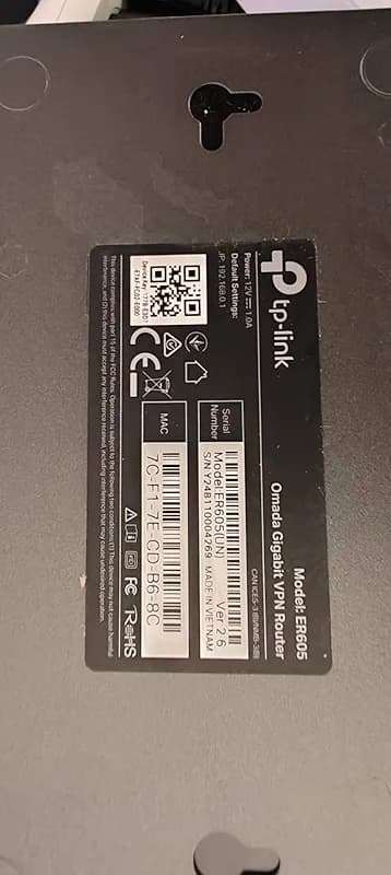 TP-Link ER605 V2 Wired Gigabit VPN Router — image 7